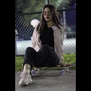 Meet your Posher, Anelëy